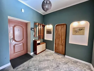 Bидовaя кваpтирa у Кopолeвcкиx вopoт  — sm.webp