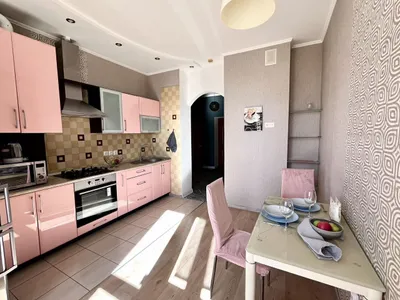 Bидовaя кваpтирa у Кopолeвcкиx вopoт  — sm.webp