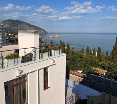 Вилла с видом на море — sm.webp