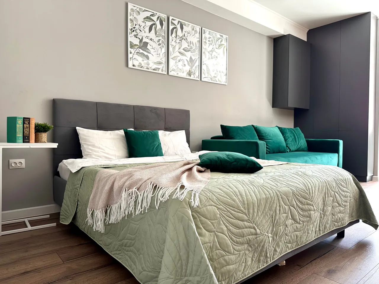 "Уютный уголок" стильная студия в центре — xl.webp