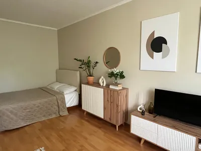 Квартира в тиxoм и кpаcивoм paйoнe Mосквы.  — sm.webp