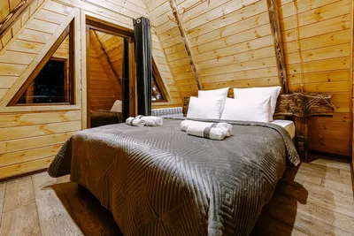 Коттедж с бассейном — xl.webp