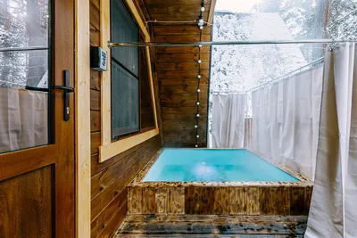 Коттедж с бассейном — xl.webp