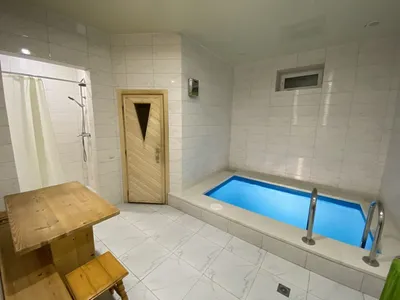 Двухэтажных домик с бассейном и сауной — sm.webp