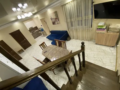 Двухэтажных домик с бассейном и сауной — sm.webp