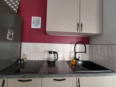 Божоле Rooms с Марусей — sm.webp