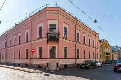 Светлая и уютная квартира в самом сердце Санкт-Петербурге — sm.webp