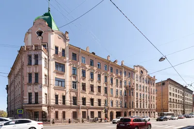 Просторная квартира в историческом центре — sm.webp