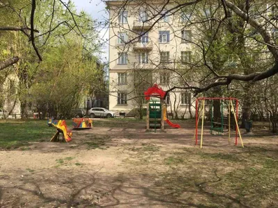 Уютная двухкомнатная квартира у Таврического сада — sm.webp