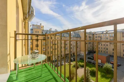 Маленький Париж в Петербурге метро wifi балкон — sm.webp