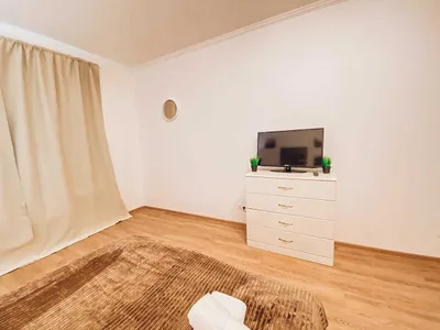 Sunny Days Apartment Lyublino Park 5 — sm.webp