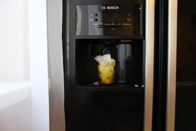 Двухкомнатная квартира с дизайнерским ремонтом — sm.webp