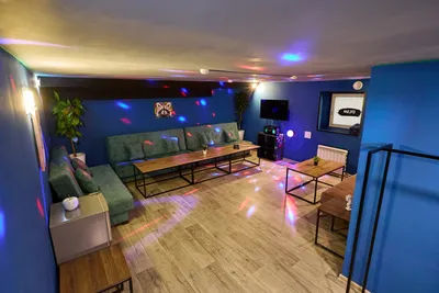 Lounge — sm.webp