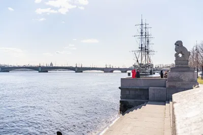 YOUR VIEW APART с видом на разводной мост — sm.webp
