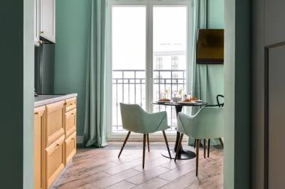 YOUR TIFFANY APART на Петроградке — sm.webp