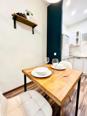 Sunny Days Apartment Layner 2 — sm.webp
