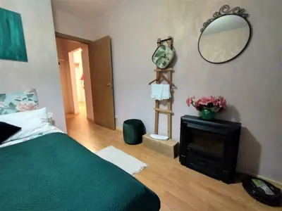 FAMILY  HOME — xl.webp