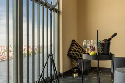 Neva Sunset Apartment — sm.webp