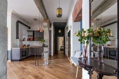 Апартаменты Pétersbourg authentique 150m2 — sm.webp