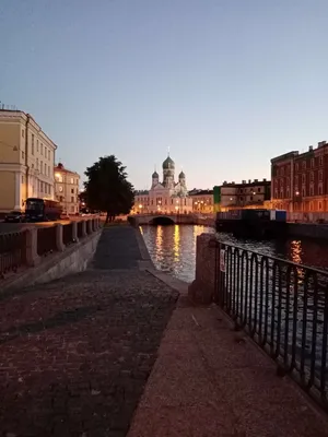 Двухкомнатная квартира в центре Петербурга — sm.webp