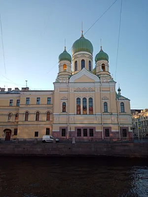 Двухкомнатная квартира в центре Петербурга — sm.webp