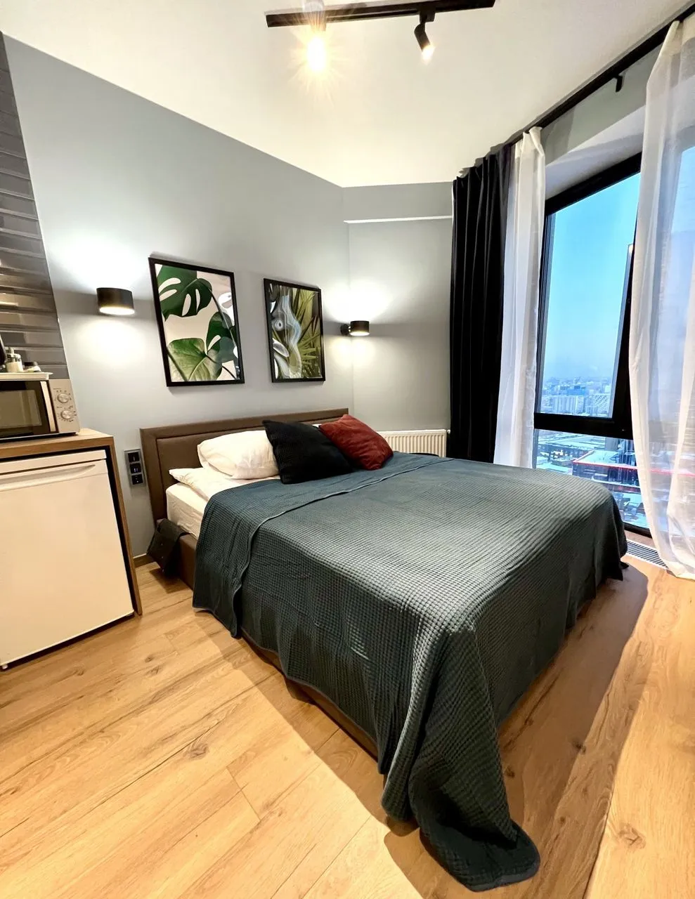 GoodMood 367A apart with a great view near center   — xl.webp