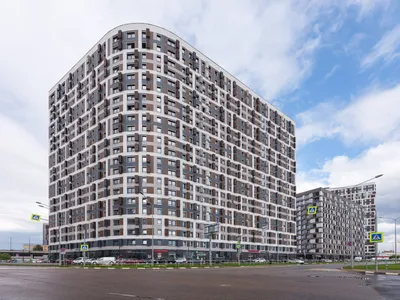 ДВА ГОРОДА - у метро Спартак — sm.webp