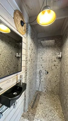 НЕСКУЧНЫЙ  ДОМИК  У бассейна — sm.webp