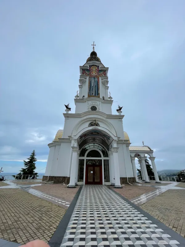Храм и музей катастроф на водах Интересное место Храм и музей катастроф на водах — панорама и вид